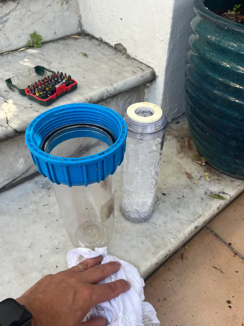Cartouches filtrantes pour l'eau posées par un plombier à Nice
